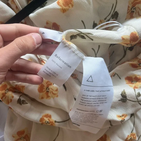 Reformation floral dress - Picture 2 of 9